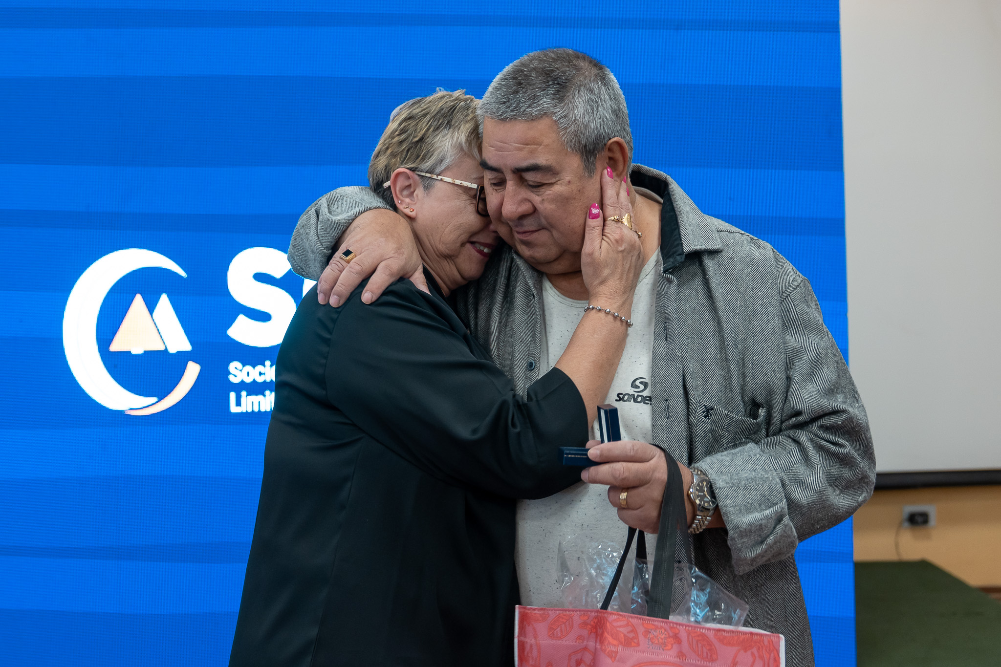 La SCPL cumplió 93° años y homenajeó a sus jubilados y personal con 25 años de servicio